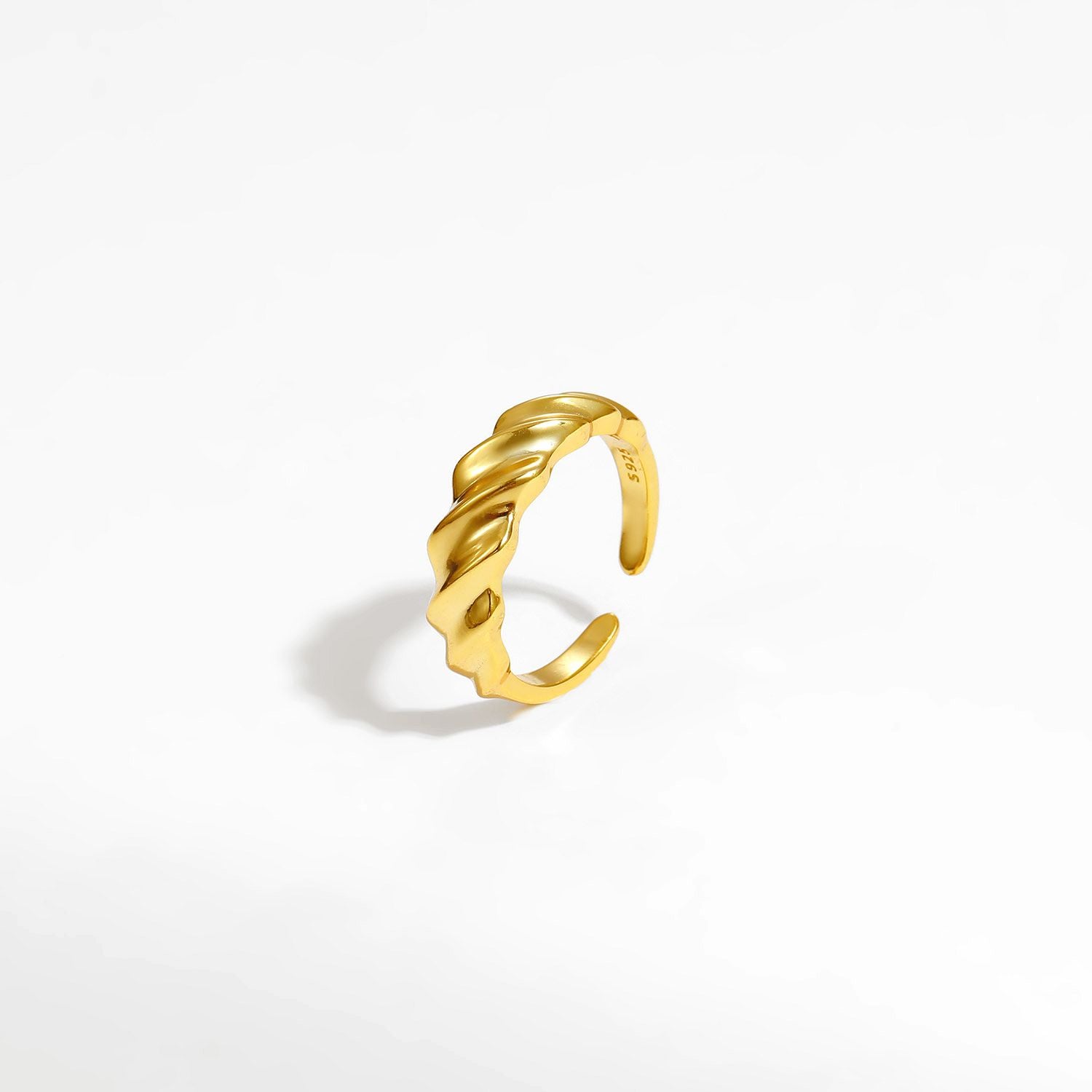 Willow Twist Adjustable Ring